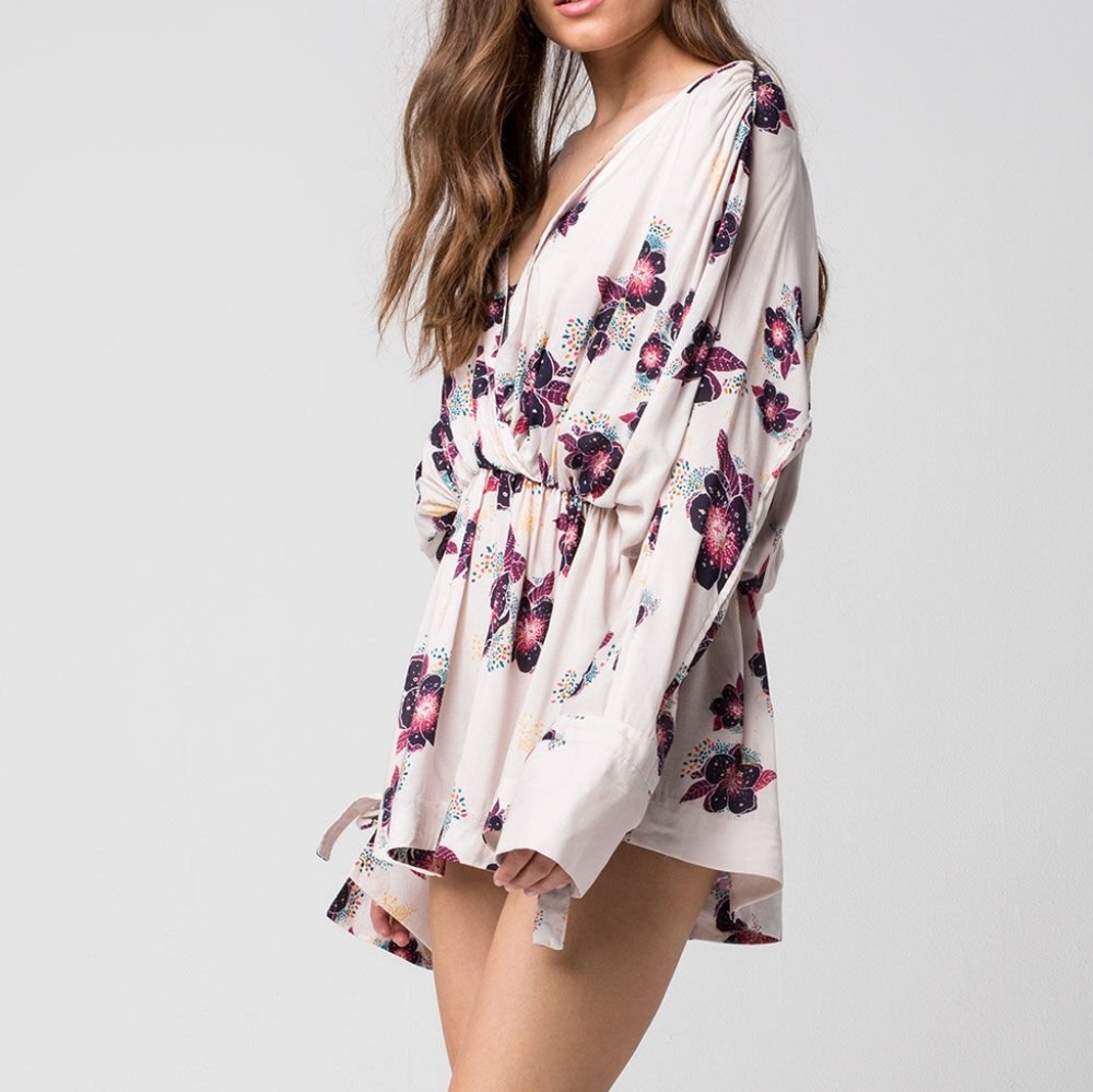 XS NWT Free People Tuscan Dreams Floral Tunic in Ivory